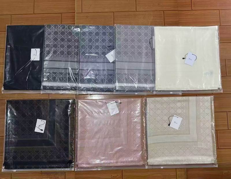 Dior scarf 140X140cm E082537